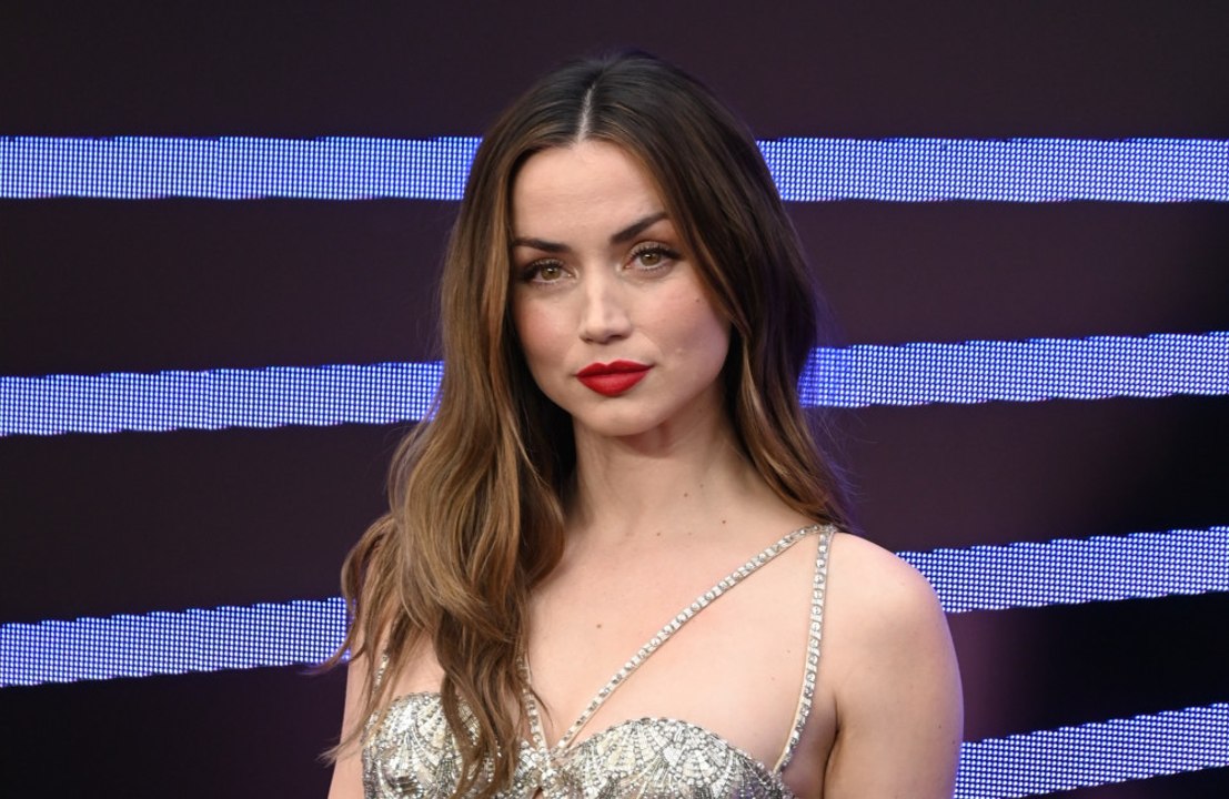 Ana de Armas: Sie hat es 'gehasst', in 'Eden' zu singen