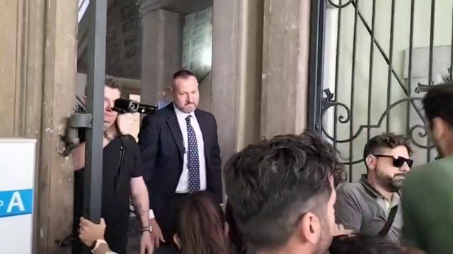 Il vicepremier Antonio Tajani contestato dai ProPal e dai centri sociali all'università degli Studi di Brescia