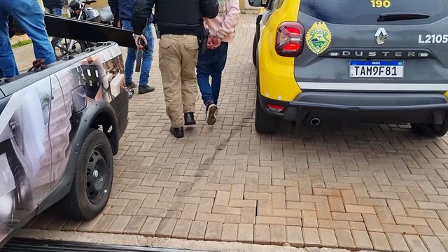 Homem é preso pela PM após dar tapas, chutes e esfaquear companheira no Interlagos