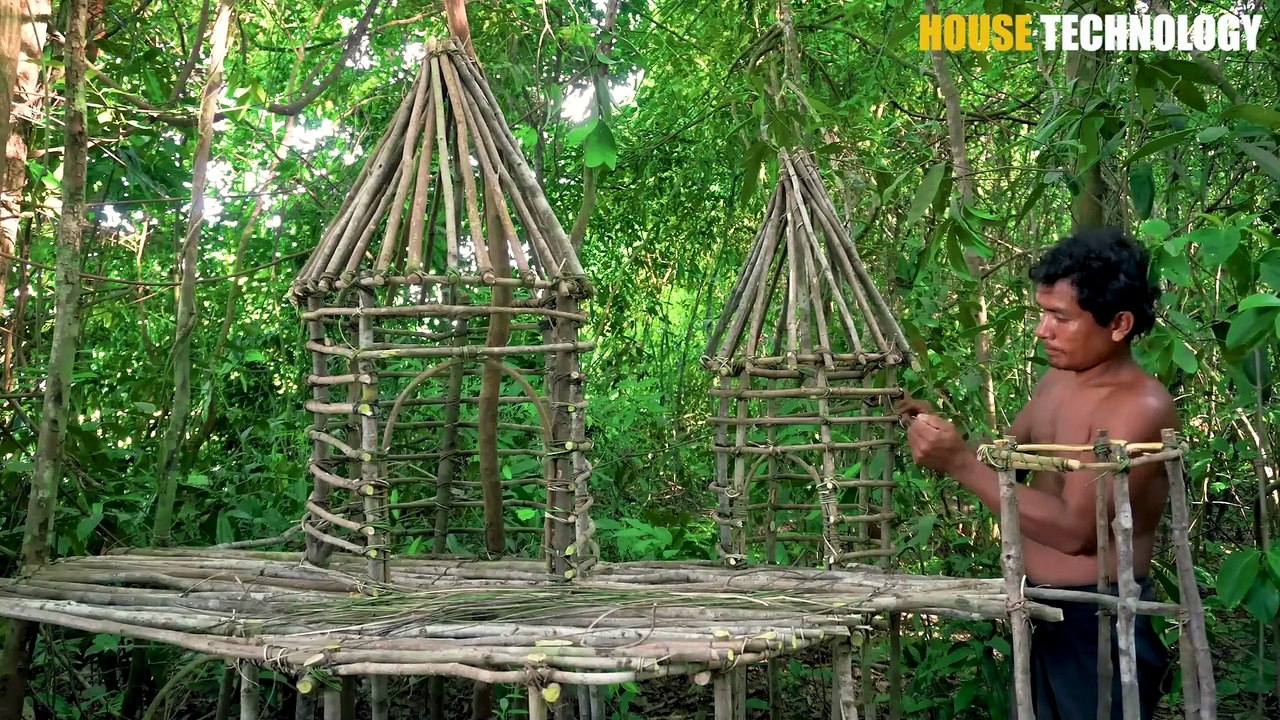 Dog Rescue From Cave Build Dog Castle And Moat Around Dog House_1080p