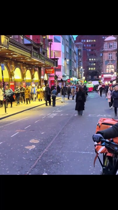 London City Tour 2025 ｜ 4K HDR Virtual Walking Tour around the City ｜ London Walk 2025