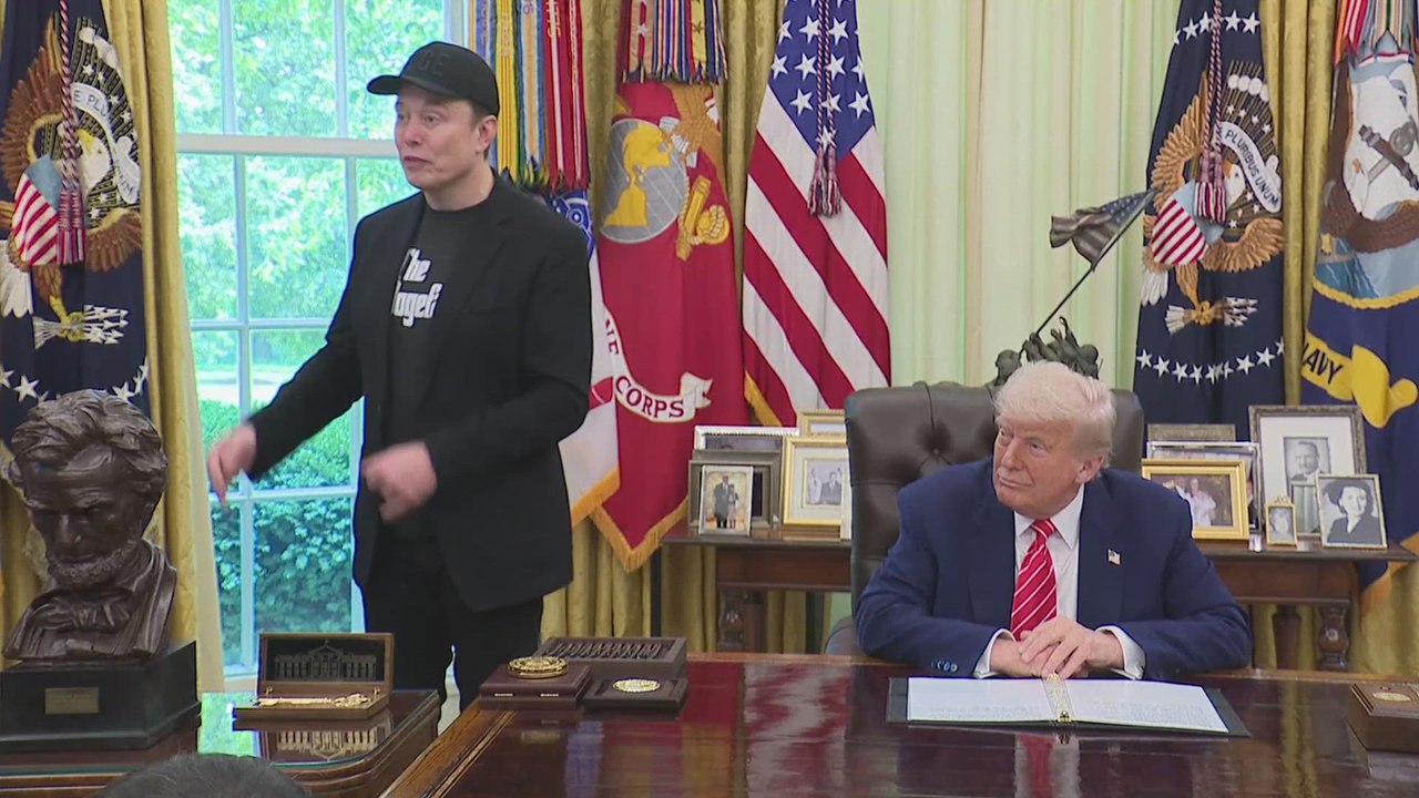 Colonizing maars - Elon Musk