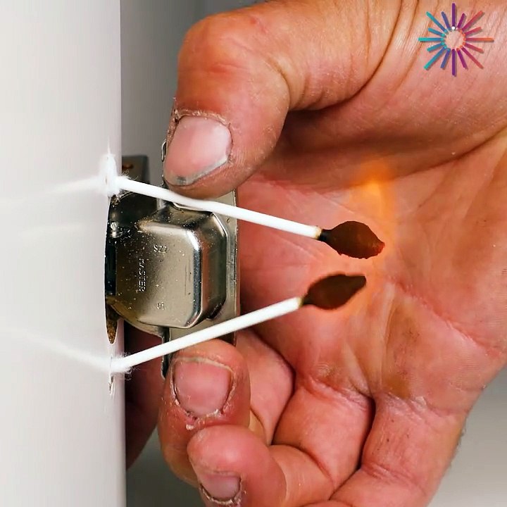 Cabinet hinge adjustment hack ✔️