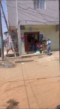 Onions stealer will prepare soup recipe tonight!