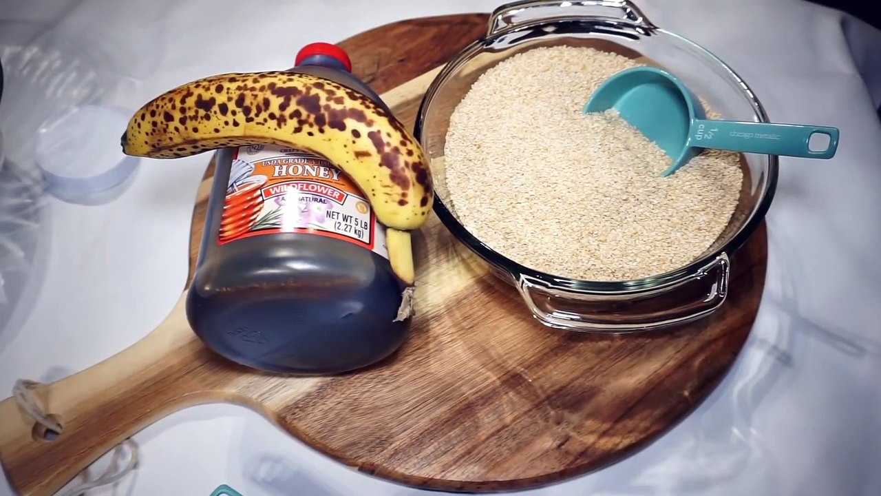 Galletas de sésamo con solo tres ingredientes.