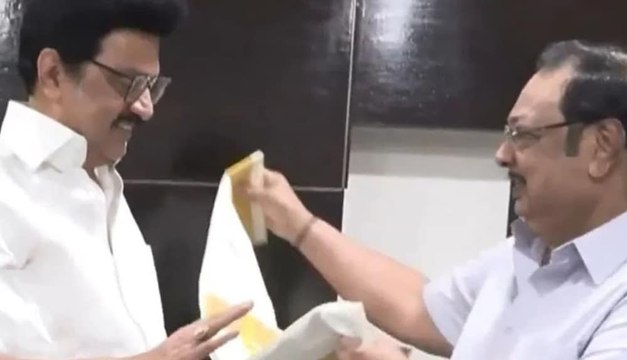 முதல்வர் ஸ்டாலின் தனது அண்ணன் மு.க.அழகிரி வீட்டுக்கு சென்றுள்ளார் ! தொண்டர்கள் உற்சாக வரவேற்பு !