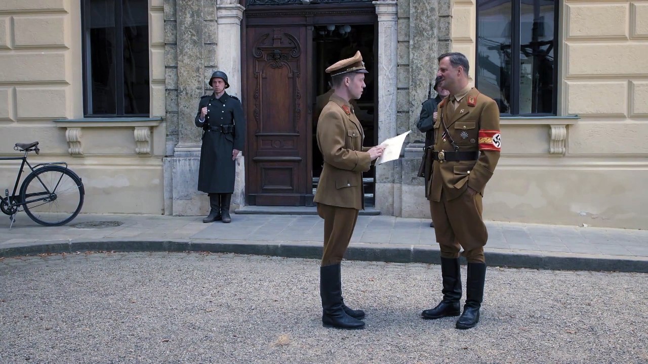 Ein Dorf wehrt sich | movie | 2019 | Official Trailer