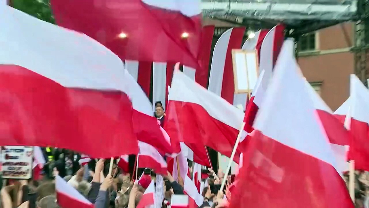Stichwahl um Präsidentenamt in Polen: Pro-Europäer gegen Trump-Fan