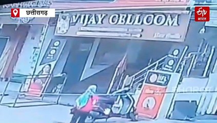नकाबपोश युवती ने की चोरी, दिनदहाड़े स्कूटी पार, सीसीटीवी में करतूत कैद