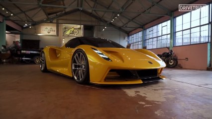 Lotus Evija : l’hypercar de 2000 ch testée par James May | DriveTribe FR