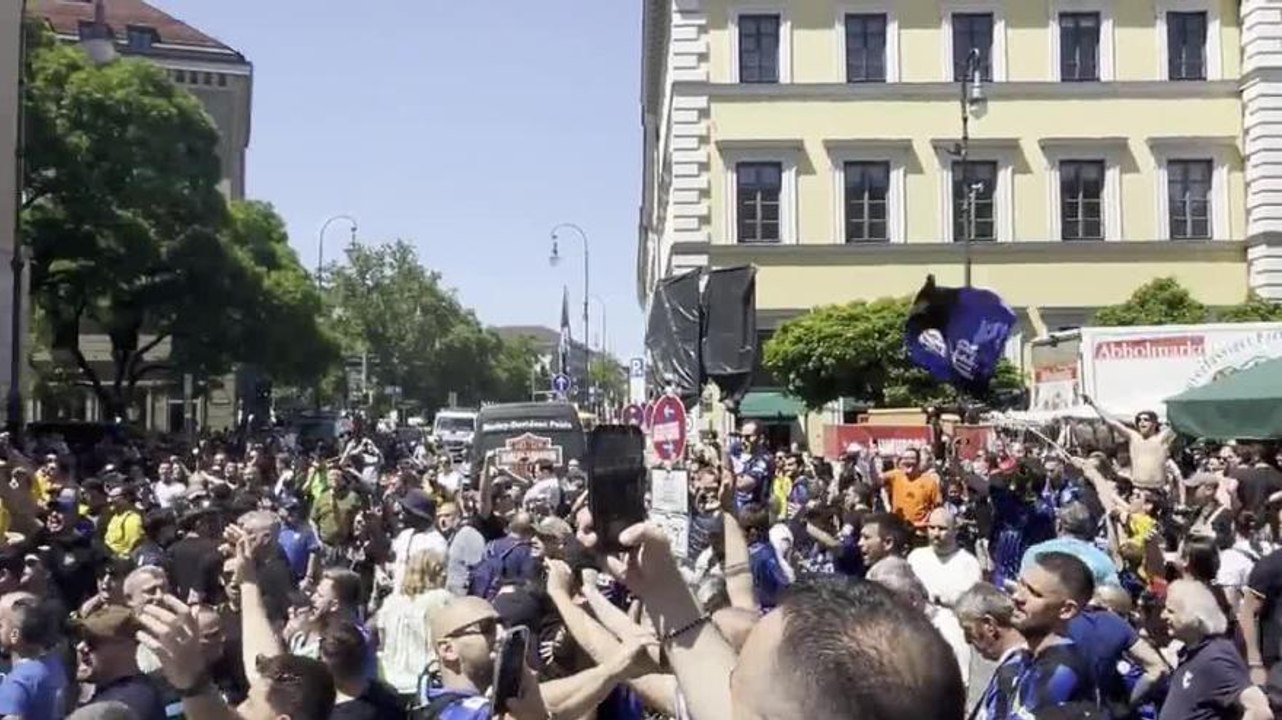 La carica dei tifosi nerazzurri a Monaco: che entusiasmo per la finale