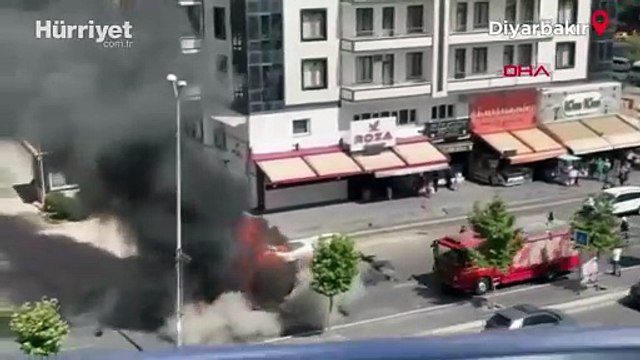 Diyarbakır’da yolcu minibüsü alev alev yandı