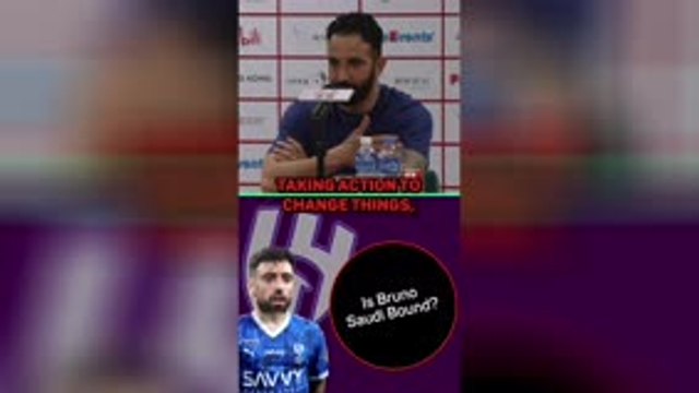 Fernandes 'wants to STAY' at Manchester United