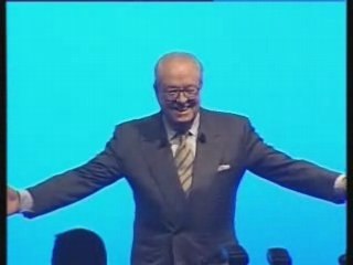 FN - Le Pen - Discours sur l'immigration à Marseille