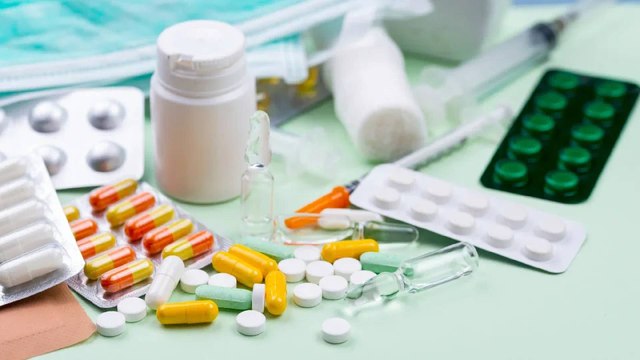 Escasez de medicamentos no da tregua: pacientes de Capital Salud piden solución