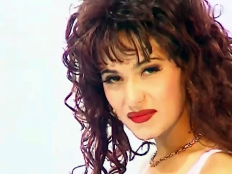 Ceca - Trazio si sve - (Official Video 1994)
