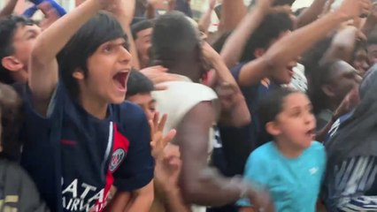L'ambiance à Paris lors du deuxième but du PSG