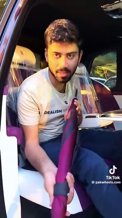Rolls Royce of 38 Crores kay Features check karain