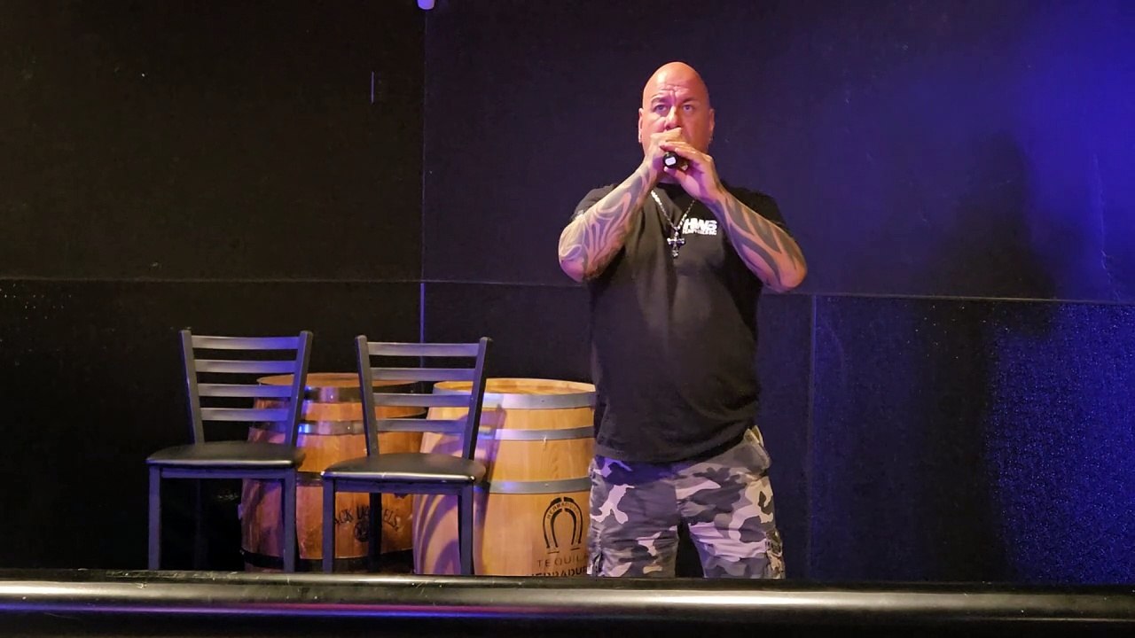 LINKIN PARK - BLEED IT OUT (PERFORMED LIVE AT THE WESTERNER)