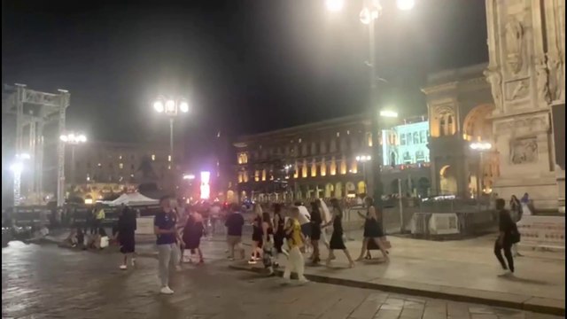 Niente festa Inter, piazza Duomo si svuota dopo la debacle col Psg