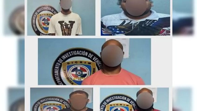 Desmantelan banda que robaba vehículos en centros comerciales