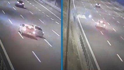 Araba takla attı, 9 yaşındaki çocuk camdan fırladı; 5 yaralı