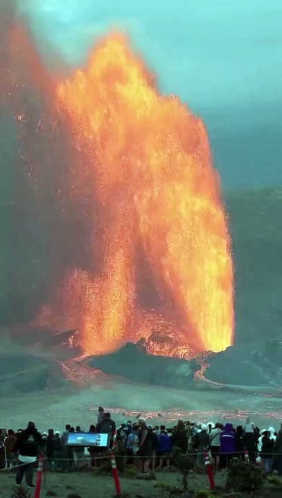 Kilauea Volcano Eruption in Hawaii May 25, 2025