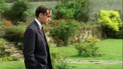 S10 E04. Taken at the Flood.