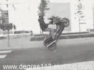 T-MAX EN ROUE pilote vince du 94