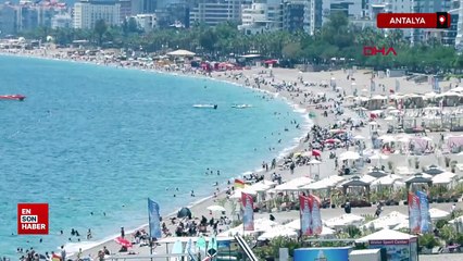 Antalya sahillerinde yoğunluk