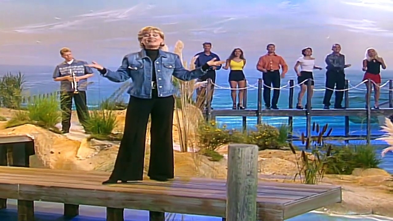 MARY ROOS — Einmal um die Welt