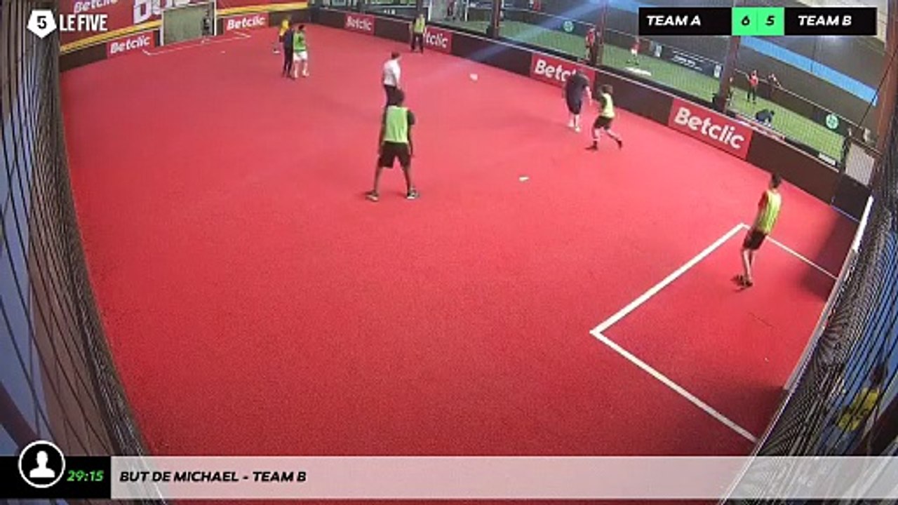 But de Michael - Team B