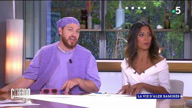 Héléna (Bailly) face à une question sur Pierre Garnier dans C L'hebdo sur France 5.