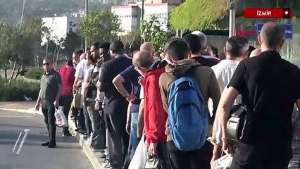 İzmir'de işçilerin grevi devam ediyor: Ulaşımda aksamalar sürüyor