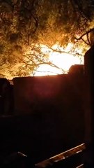 दिल्ली: मॉडल टाउन के गुड़ मंड़ी में लगी भीषण आग, कई झुग्गियां जलकर खाक