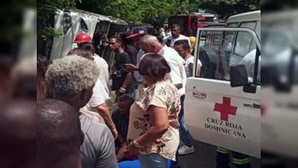 Se accidenta autobús con pasajeros en la autopista Duarte