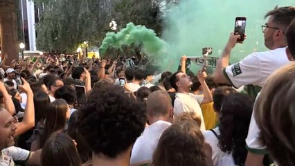 ¡Celebración en las calles de Elche por el ascenso a Primera División! 🎉