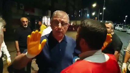 Cemil Tugay sahaya indi! İşçilerle çöp topladı
