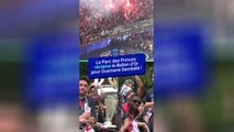 PSG - Le Parc des Princes réclame le Ballon d'Or pour Dembélé