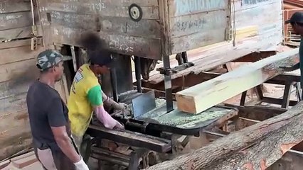 Efficiency of Sawing 2x20 Boards for Houses with a Sawmill Machine