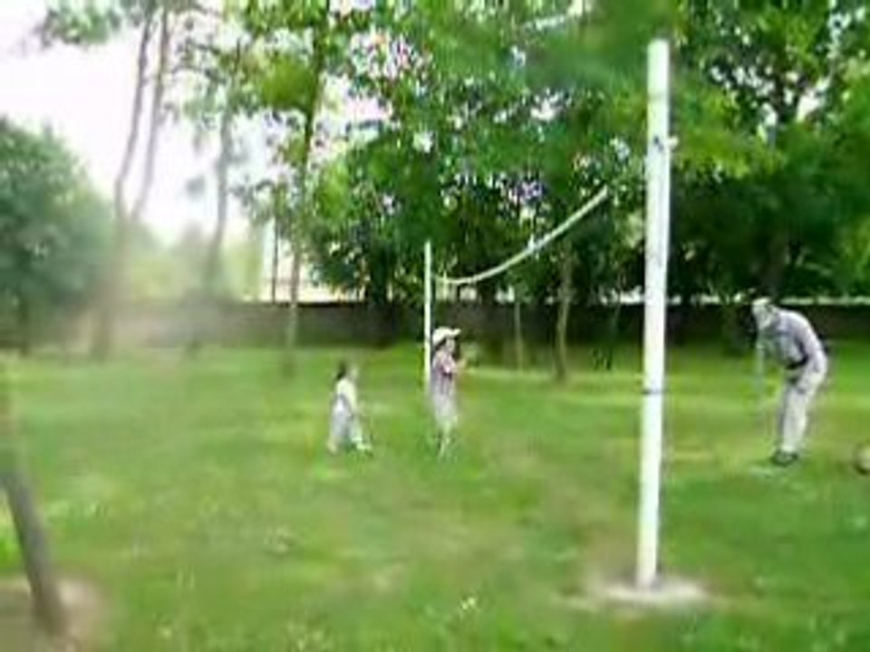 Eloïse Clément papy Volley Mai08