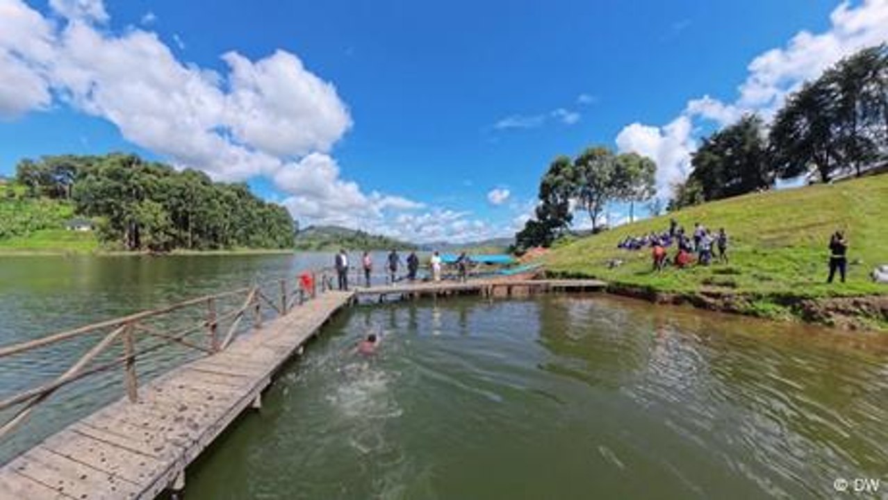 Uganda: How students learn to protect Lake Bunyonyi's fragile ecosystem