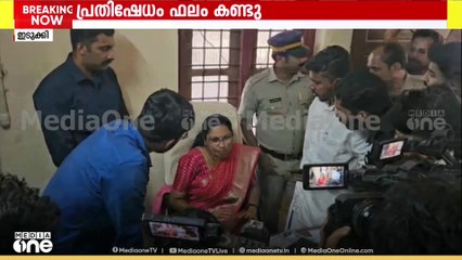 അടിമാലി സർക്കാർ സ്കൂളിലെ ഇംഗ്ലീഷ് മീഡിയം ഡിവിഷൻ തുടരാൻ തീരുമാനം