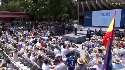Feijóo dice que Sánchez quiere una España anestesiada por los escándalos