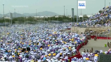 عربستان از ورود صدها هزار زائر بدون مجوز به مکه برای حج جلوگیری کرد