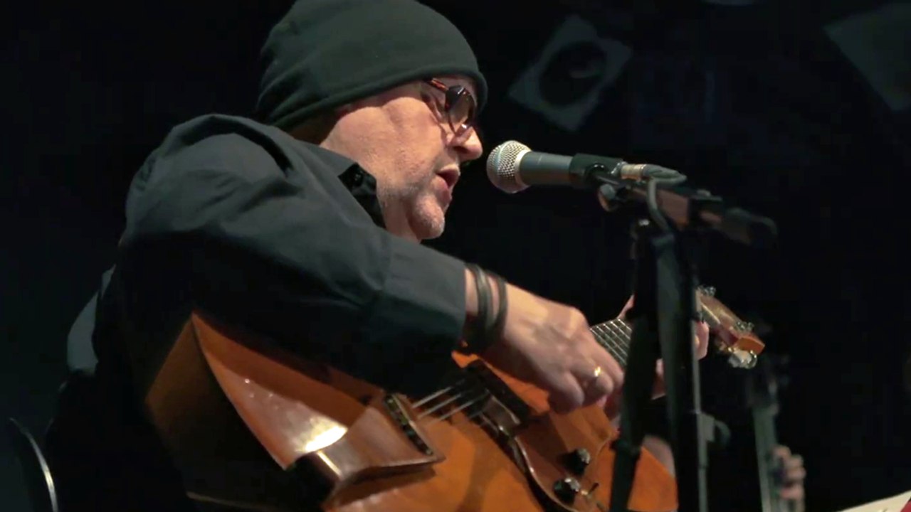 Karl Ratzer - In Search of the Ghost Trailer DF