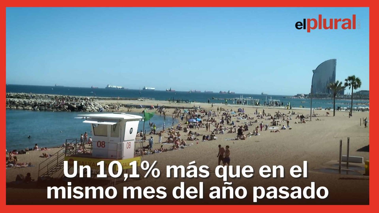 España roza los 9 millones de turistas en abril y bate récord histórico de gasto