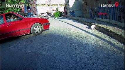 Tartıştığı sürücüye eşi ve kızının yanında bıçak çekti!