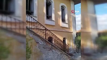 Cumhuriyetin ilk eğitim yuvalarından birisinin kül olması üzüntüye neden oldu