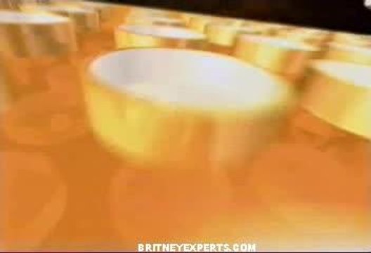 BritneySpears-ET-MTV-VMA-2003